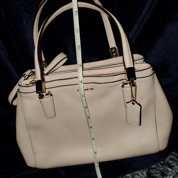 Coach - Picture 4 of 8